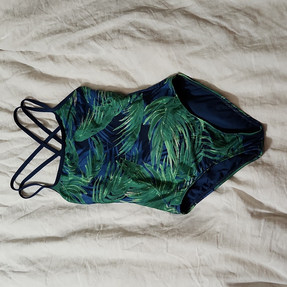 Carve Designs One Piece